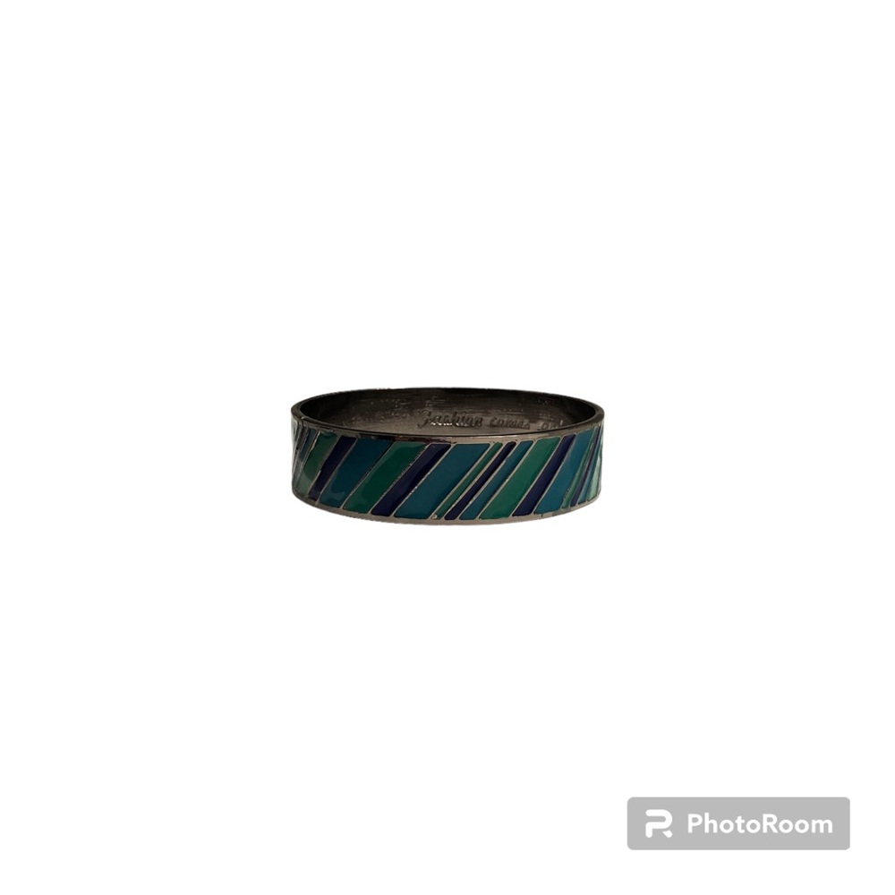 Liz Claiborne Bangle Bracelet